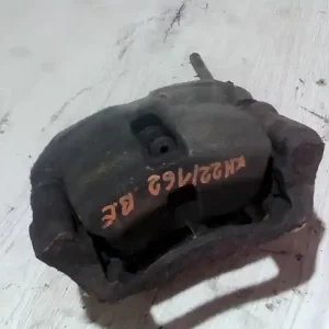 Legkelendőbb DACIA LOGAN 04.11-08.06 Bal első féknyereg munkahengerrel 1.5dci bontott alkatrész