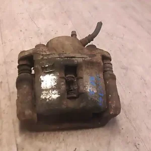 DACIA LOGAN 04.11-08.06 Bal első féknyereg munkahengerrel 1.5d bontott alkatrész Ajánlat