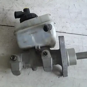 DACIA LOGAN MCV 04.11-0812 Főfékhenger bontott alkatrész Olcsó