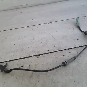 DACIA Sandero Stepway 2017.01.01- Bal hátsó abs jeladó bontott alkatrész Árcsökkenés