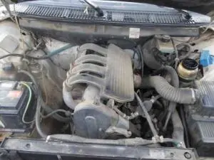 DAEWOO FSO Vákuumpumpa bontott alkatrész Ajánlat