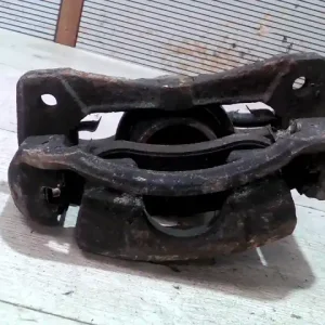 Bestseller DAEWOO KALOS Jobb első féknyereg munkahengerrel bontott alkatrész