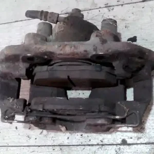 Árengedmény DAEWOO LANOS -01 Bal első féknyereg munkahengerrel bontott alkatrész