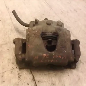 Újdonság DAEWOO LANOS -01 Jobb első féknyereg munkahengerrel 1.5i bontott alkatrész