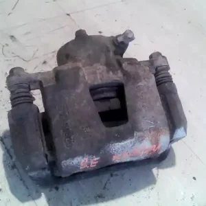 DAEWOO LEGANZA 97-02 Bal első féknyereg munkahengerrel 1.4i bontott alkatrész Kiárusítás