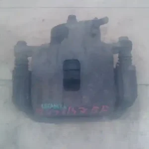 Azonnal elérhető DAEWOO LEGANZA 97-02 Bal első féknyereg munkahengerrel 2.0i bontott alkatrész