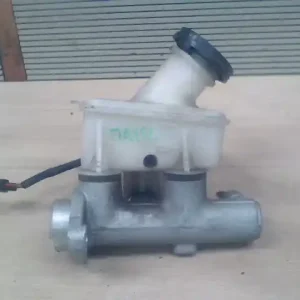 Kiárusítás DAEWOO MATIZ 01-05 Főfékhenger tartállyal,0.8i bontott alkatrész