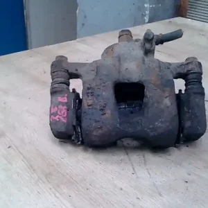 Gyors szállítás DAEWOO MATIZ 98-01 Bal első féknyereg munkahengerrel 0.8i bontott alkatrész