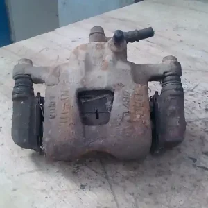 Nézd meg most DAEWOO MATIZ 98-01 Bal első féknyereg munkahengerrel 0.8i bontott alkatrész