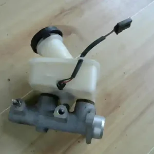 DAEWOO MATIZ 98-01 Főfékhenger bontott alkatrész Biztonságos fizetés