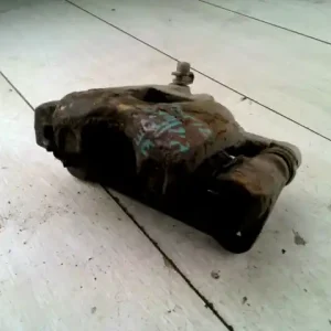 DAEWOO MATIZ 98-01 Jobb első féknyereg munkahengerrel 0.8ibontott alkatrész Prémium