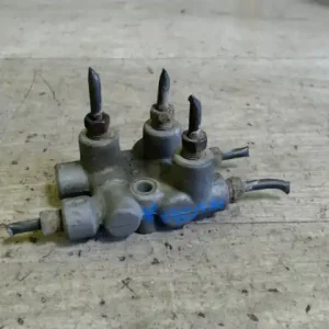 DAEWOO NUBIRA 03-10 Fékcső elosztó bontott alkatrész Rendeld meg most