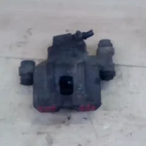 DAIHATSU CHARADE -92 Bal első féknyereg munkahengerrel 1.0td bontott alkatrész Legjobb ár