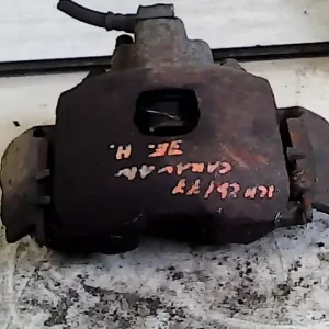 DODGE CARAVAN Jobb első féknyereg munkahengerrel hűtött tárcsához bontott alkatrész Különleges ajánlat