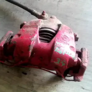 FIAT BRAVA Jobb első féknyereg munkahengerrel 1.6ibontott alkatrész Biztonságos fizetés