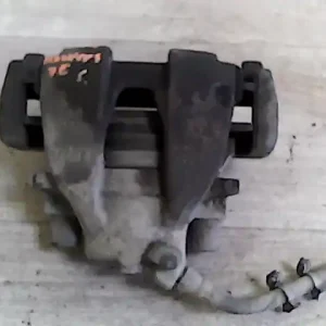 Outlet FIAT BRAVA Jobb első féknyereg munkahengerrel bontott alkatrész