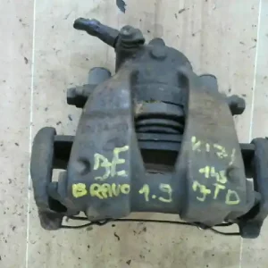 Csak ma FIAT BRAVO Jobb első féknyereg munkahengerrel bontott alkatrész