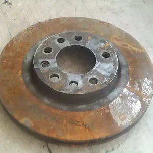 FIAT Croma 3 2005.06.01-2010.02.28 Első féktárcsa1.9d bontott alkatrész Népszerű