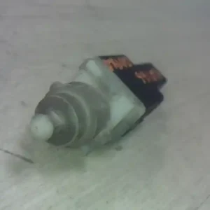 FIAT DOBLO 01.01-05.09 Féklámpa pedál kapcsoló bontott alkatrész Gyors kiszállítás