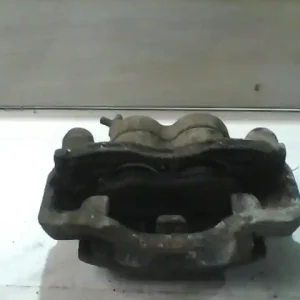 Outlet FIAT DUCATO 02-06 Bal első féknyereg munkahengerrel bontott alkatrész