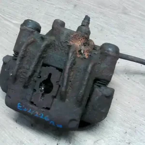 Kihagyhatatlan ajánlat FIAT DUCATO 02-06 Bal első féknyereg munkahengerrel 16 col bontott alkatrész