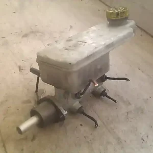 Gyors szállítás FIAT DUCATO 02-06 Főfékhenger 2.3d bontott alkatrész