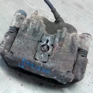 Azonnal elérhető FIAT DUCATO 02-06 Jobb első féknyereg munkahengerrel 16 col bontott alkatrész