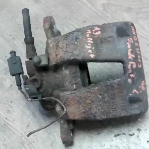 Alacsony ár FIAT GRANDE PUNTO 05.10- Bal első féknyereg munkahengerrel 1.3 diesel bontott alkatrész