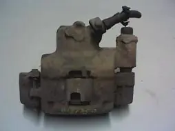 Kiárusítás FIAT PUNTO I. Bal első féknyereg munkahengerrel bontott alkatrész