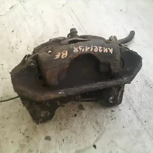 Népszerű FIAT PUNTO I. Bal első féknyereg munkahengerrel 1.1i bontott alkatrész