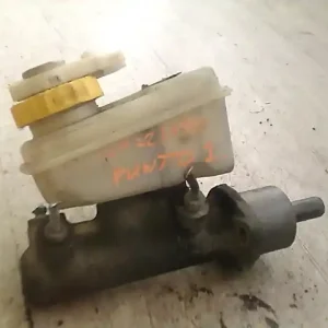 Különleges ajánlat FIAT PUNTO I. Főfékhenger 1.1i bontott alkatrész