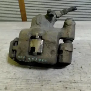 Utolsó esély FIAT PUNTO II. Bal első féknyereg munkahengerrel bontott alkatrész