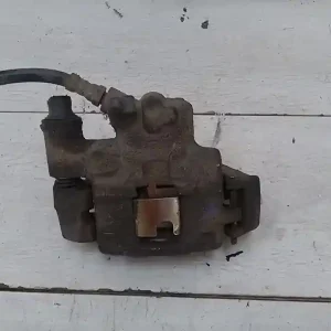 Árengedmény FIAT PUNTO II. Jobb első féknyereg munkahengerrel bontott alkatrész