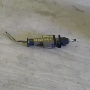 Korlátozott ajánlat FIAT PUNTO III. Féklámpa pedál kapcsoló 1.3 diesel bontott alkatrész