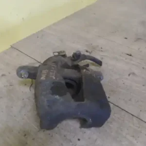 Népszerű FIAT STILO 01.09-06.12 Bal első féknyereg munkahengerrel 1.6 i bontott alkatrész