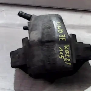 Legkelendőbb FIAT UNO 89-94 Jobb első féknyereg munkahengerrel bontott alkatrész