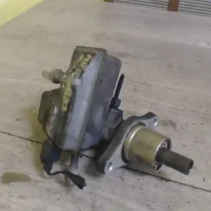 Szuper akció FORD C-MAX 03.06-07.03 Főfékhenger 1.8 d bontott alkatrész