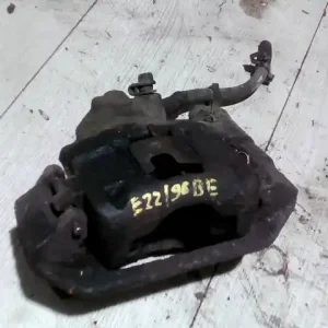 Ajánlat FORD ESCORT 90-95 Bal első féknyereg munkahengerrel 1.6i bontott alkatrész