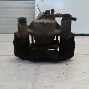 Azonnali szállítás FORD ESCORT USA Jobb első féknyereg munkahengerrel bontott alkatrész