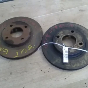 Ajánlat FORD FIESTA 02-05 Első pár féktárcsa hűtött bontott alkatrész