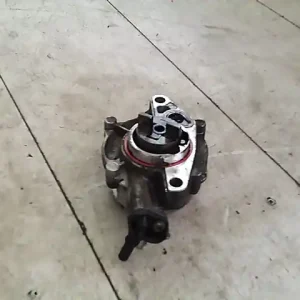 Ne maradj le FORD FIESTA 02-05 Vákuumpumpa 1.4tdci bontott alkatrész