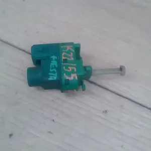 FORD Fiesta 02-05 VAN Féklámpa pedál kapcsoló bontott alkatrész Azonnal elérhető
