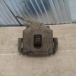 FORD FIESTA 05-08 Jobb első féknyereg munkahengerrel bontott alkatrész Kedvezményes ár