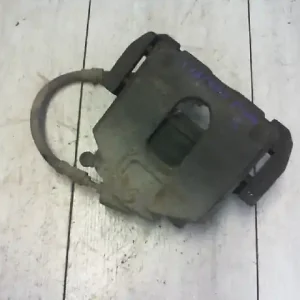 FORD FIESTA 05-08 VAN Bal első féknyereg munkahengerrel 1.4dbontott alkatrész Árengedmény