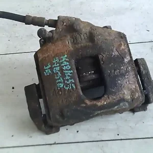 FORD FIESTA 99.09-02.04 Jobb első féknyereg munkahengerrel bontott alkatrész Utolsó esély