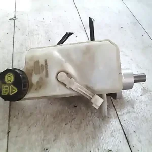 FORD FOCUS 04- Főfékhenger bontott alkatrész Azonnali szállítás