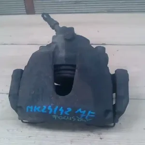 FORD Focus 2004.09.01-2007.08.31 Jobb első féknyereg munkahengerrel 1.6i bontott alkatrész Olcsóbb