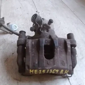 Alacsony ár FORD Focus 2007.09.01-2011.02.28 Bal hátsó féknyereg munkahengerrel 1.6i bontott alkatrész