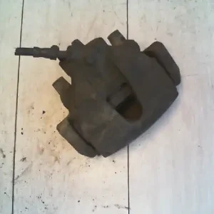 FORD FOCUS 04- Jobb első féknyereg munkahengerrel 1.4ibontott alkatrész Csak ma