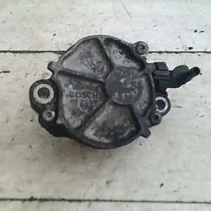 FORD FOCUS 04- Vákuumpumpa 1.6tdcibontott alkatrész Kedvezmény